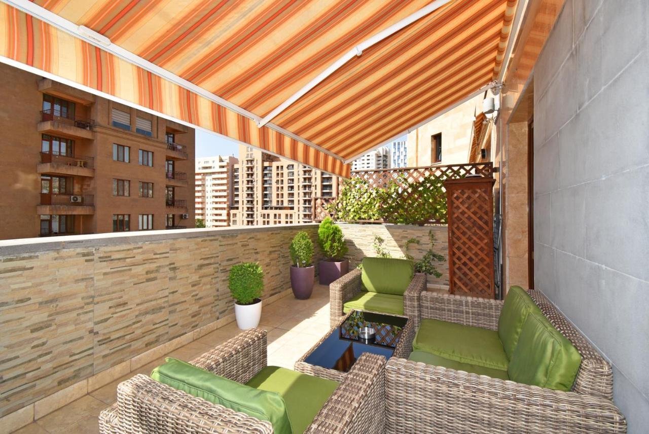 Yerevan4You Terrace Exterior foto