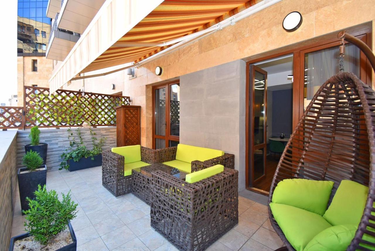 Yerevan4You Terrace Exterior foto